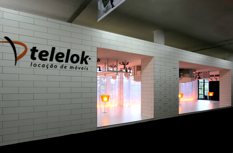 Photo_stand_telelok_-_2008__2_